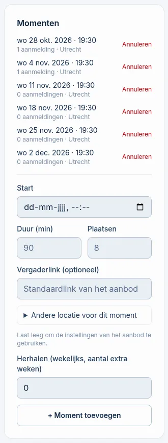 Het blok Momenten met geplande momenten en het formulier met Start, Duur, Plaatsen, Vergaderlink en Herhalen